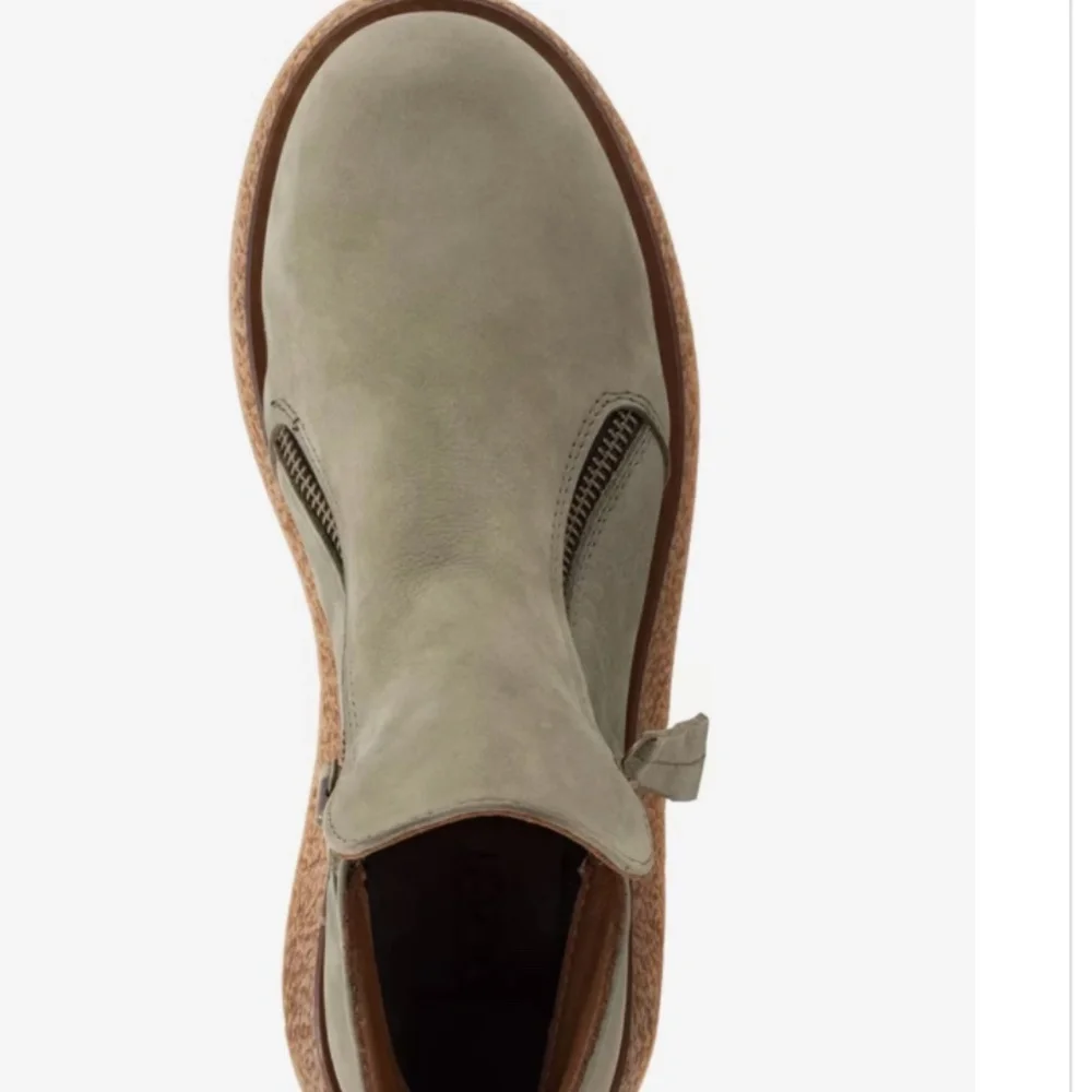 Bueno Phoenix Olive suede bootie, 10.5/41 , PG1463